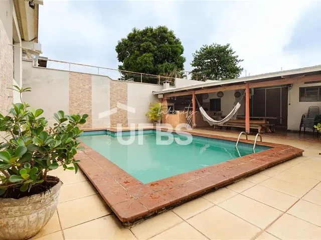 Imagem: Casa À Venda no Setor Sul, Próxima À