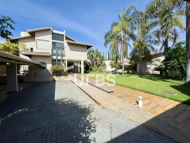Imagem 5: Sobrado, com 6 Suítes, 9 Vagas de Garagem - 1.000 M² de Terreno com 515 M² De