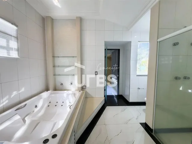 Imagem 4: Sobrado, com 6 Suítes, 9 Vagas de Garagem - 1.000 M² de Terreno com 515 M² De