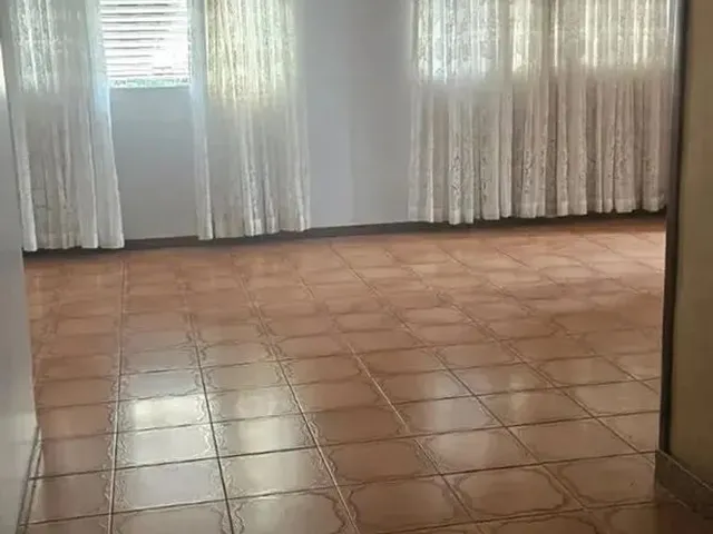 Imagem 4: Imóvel para Venda Possui 180 Metros Quadrados com 3 Quartos em Setor Sul - Goiânia - Go