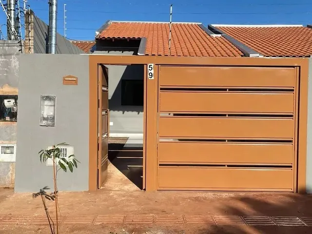 Imagem: Casa Á Venda com 2 Quartos Sendo 1 Suíte