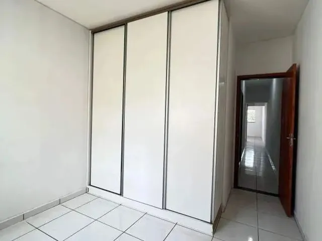 Imagem 3: Excelente Oportunidade Casa Térrea com 02 Quartos no Jardim Centro Oeste