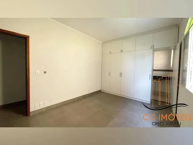 Imagem 6: Casa Á Venda com 4 Quartos Sendo 1 Suíte no São Francisco em Campo Grande - Ms