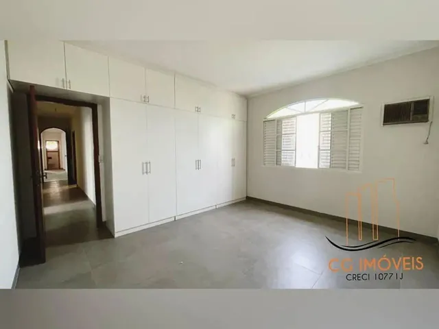 Imagem 14: Casa Á Venda com 4 Quartos Sendo 1 Suíte no São Francisco em Campo Grande - Ms