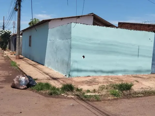Imagem: Casa Á Venda com 3 Quartos no Moreninha
