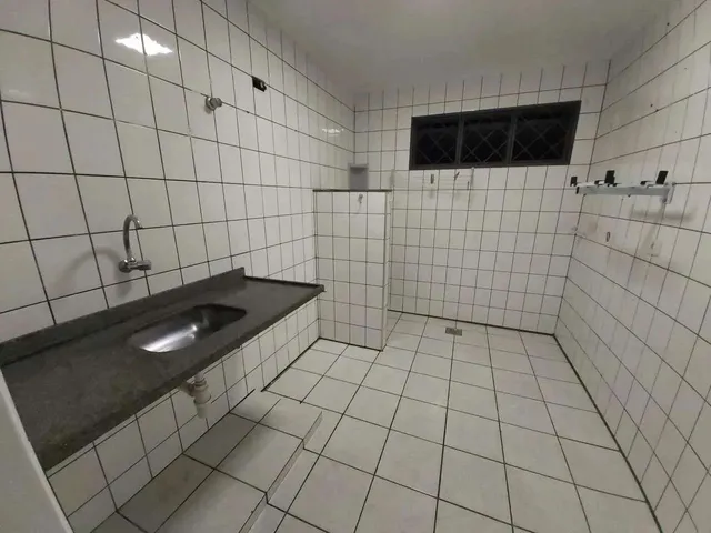 Imagem 3: Apartamento Espaçoso com 03 Quartos - Santo Ântonio