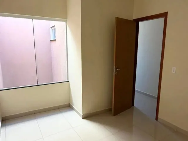 Imagem 2: Casa Á Venda com 3 Quartos Sendo 1 Suíte no Santo Amaro em Campo Grande - Ms