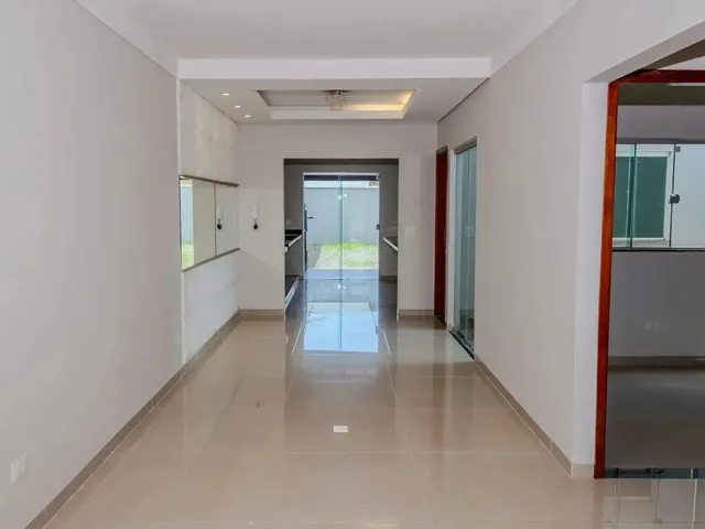 Imagem 8: Venda Ótima Casa Térrea com 3 Quartos e Espaço de Terreno