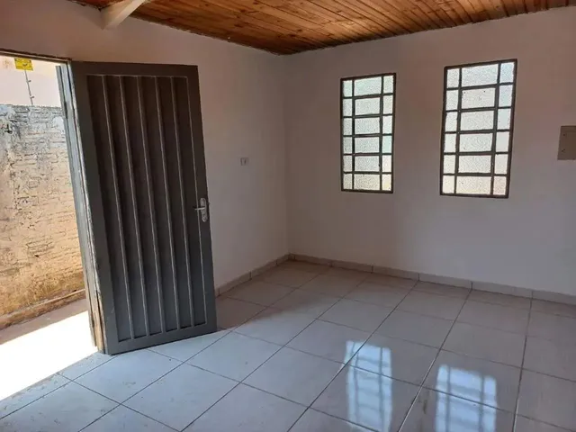 Imagem 5: Excelente Oportunidade Casa Térrea com 03 Quartos no Aero Rancho