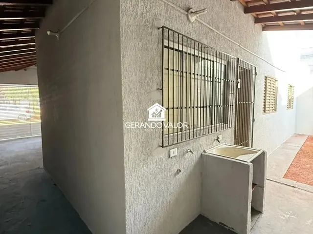 Imagem 3: Casa C/ 3 Quartos Próximo Av. Ludio Martins Coelho