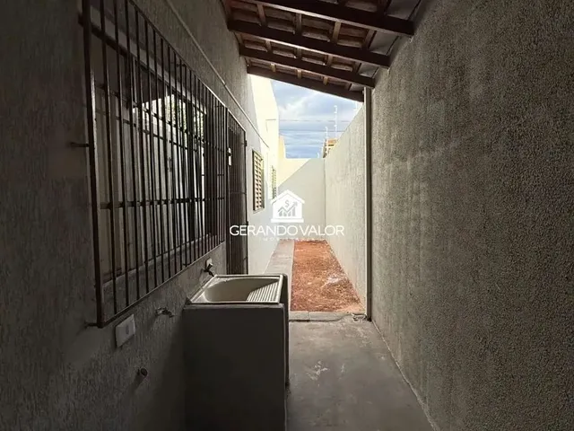 Imagem 4: Casa C/ 3 Quartos Próximo Av. Ludio Martins Coelho