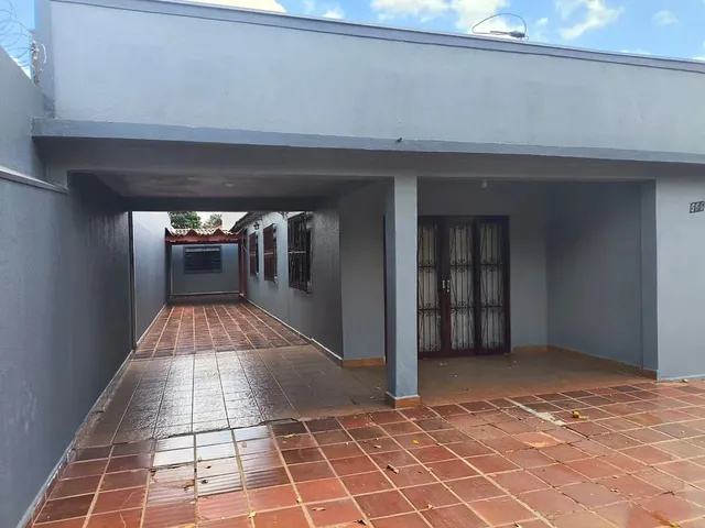 Imagem: Vendo Casa com 4 Quartos e Uma Casa Extra
