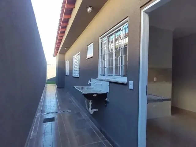 Imagem 11: Casa Térrea Parque Residencial Azaléia - Aconchegante Imóvel com Suíte e Dois Quartos