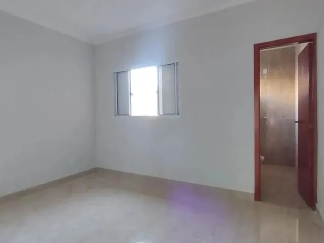 Imagem 10: Casa Térrea Parque Residencial Azaléia - Aconchegante Imóvel com Suíte e Dois Quartos