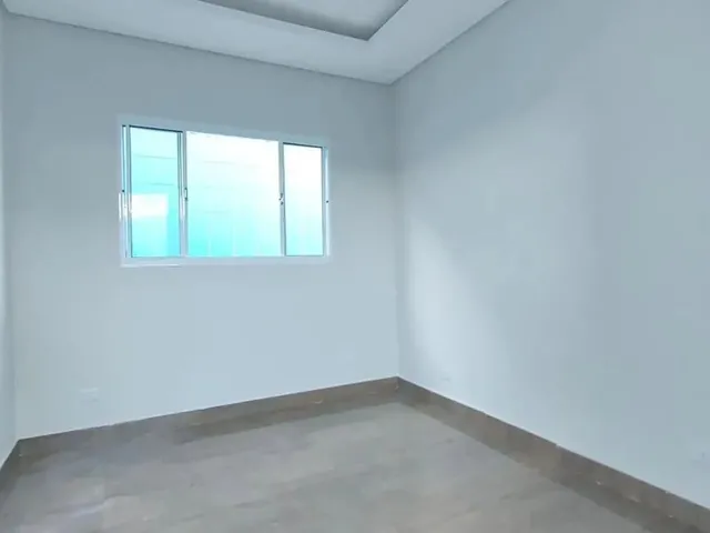 Imagem 2: Casa Térrea Parque Residencial Azaléia - Aconchegante Imóvel com Suíte e Dois Quartos