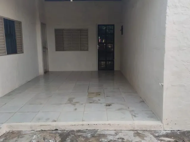 Imagem 10: Vende-Se Está Casa com 02 Quartos, 02 Banheiros, 01 Sala, 01 Cozinha, 01 Varanda