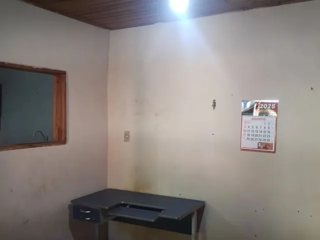 Imagem 3: Vende-Se Está Casa com 02 Quartos, 02 Banheiros, 01 Sala, 01 Cozinha, 01 Varanda