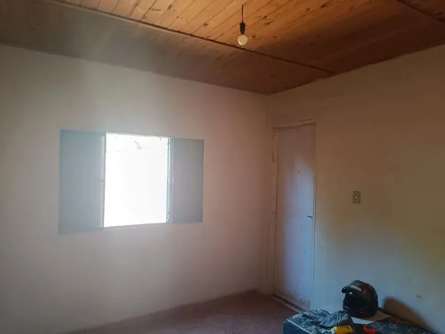 Imagem 4: Vende-Se Está Casa com 02 Quartos, 02 Banheiros, 01 Sala, 01 Cozinha, 01 Varanda