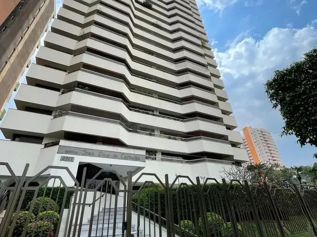 Imagem: Apartamento Alto Padrao com 4 Quartos a