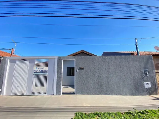 Imagem: No Bairro Rouxinóis com Amplo Quintal e