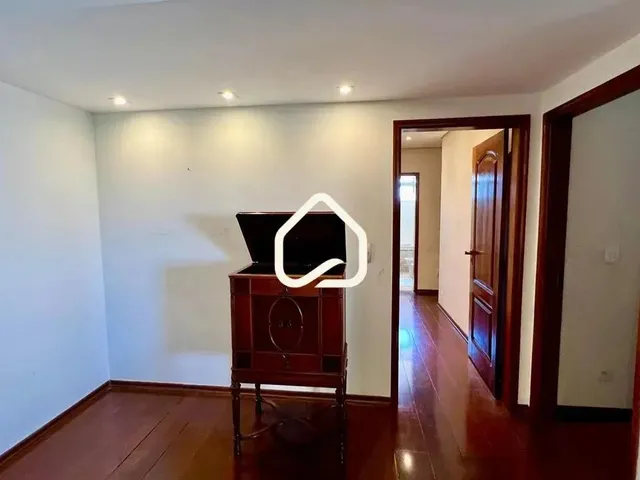 Imagem 2: Apartamento À Venda no Edifício Ipanema, Localizado na Av. Afonso Pena