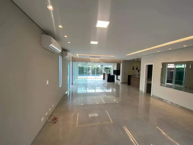 Imagem 3: Sobrado com 04 Suítes