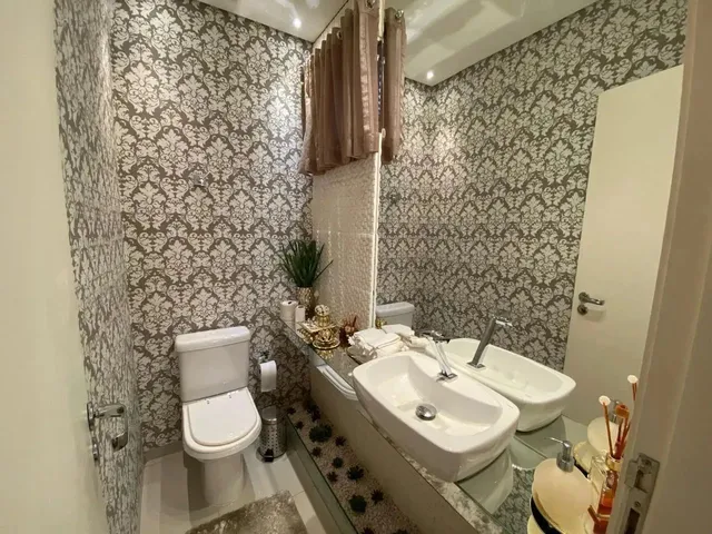Imagem 9: Lindíssima Casa com 3 Suítes Completa com Armários