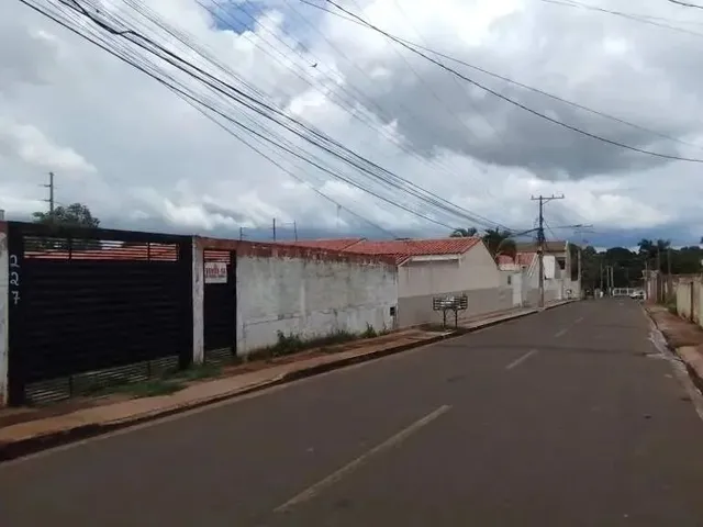 Imagem: Casa Térrea À Venda, 3 Quartos, 5 Vagas
