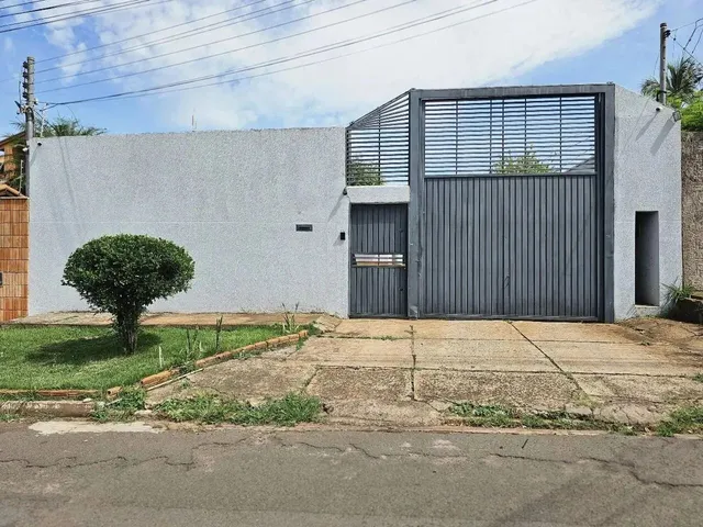 Imagem: Casa Térrea À Venda, 4 Quartos, 10 Vagas