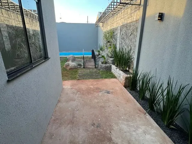 Imagem 2: Linda Casa Toda Reformada com Piscina!