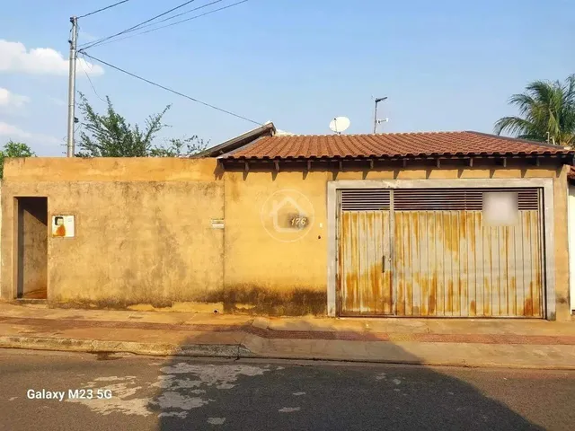 Imagem: Casa com 03 Dormitórios no Jardim Jacaranda
