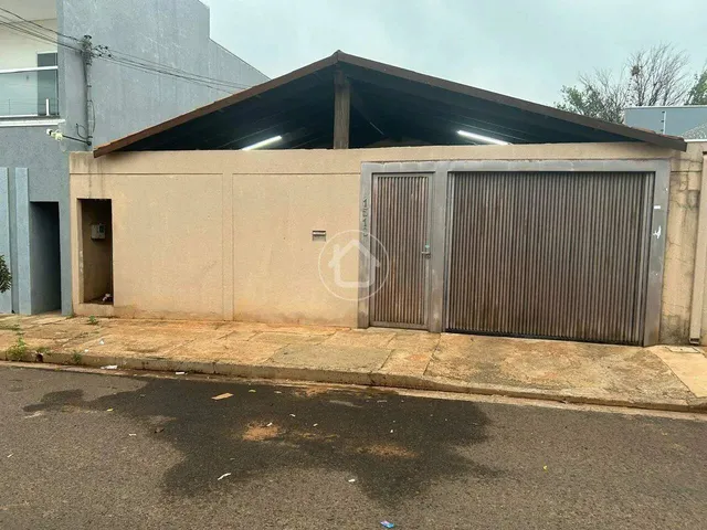 Imagem 1: Casa Térrea Rita Vieira com Piscina
