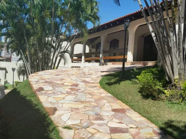 Imagem: Casa de Alto Padrão no Jardim dos Estados