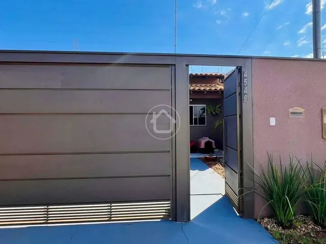 Imagem: Casa a Venda 02 Quartos Sendo 01 Suíte