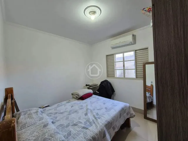 Imagem 5: Casa com 3 Dormitórios Região do Colegio Militar