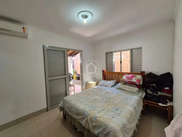 Imagem 4: Casa com 3 Dormitórios Região do Colegio Militar