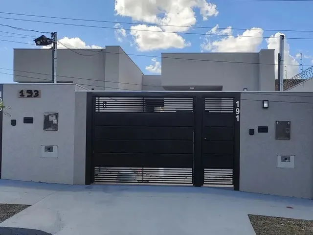 Imagem 1: Casa Á Venda com 3 Quartos Sendo 1 Suíte no Rita Vieira em Campo Grande - Ms