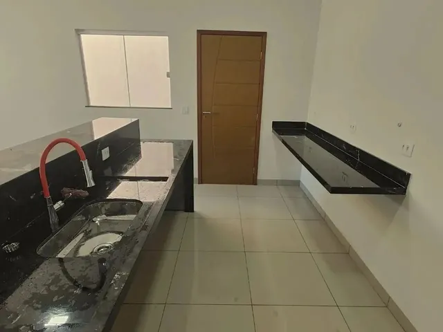 Imagem 13: Casa Á Venda com 3 Quartos Sendo 1 Suíte no Rita Vieira em Campo Grande - Ms