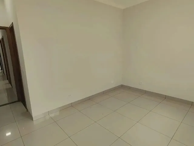 Imagem 6: Casa Á Venda com 3 Quartos Sendo 1 Suíte no Rita Vieira em Campo Grande - Ms