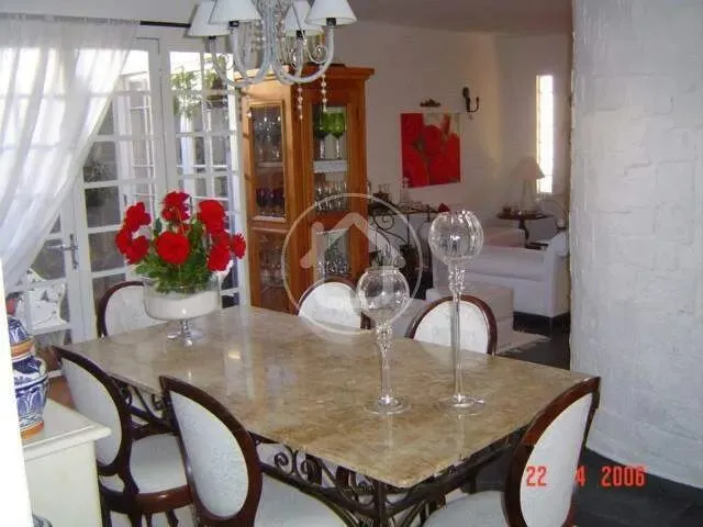 Imagem 3: Sobrado 6 Dormitórios/Piscina /Área Gourmet