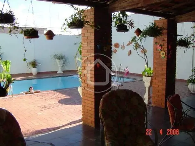 Imagem 15: Sobrado 6 Dormitórios/Piscina /Área Gourmet