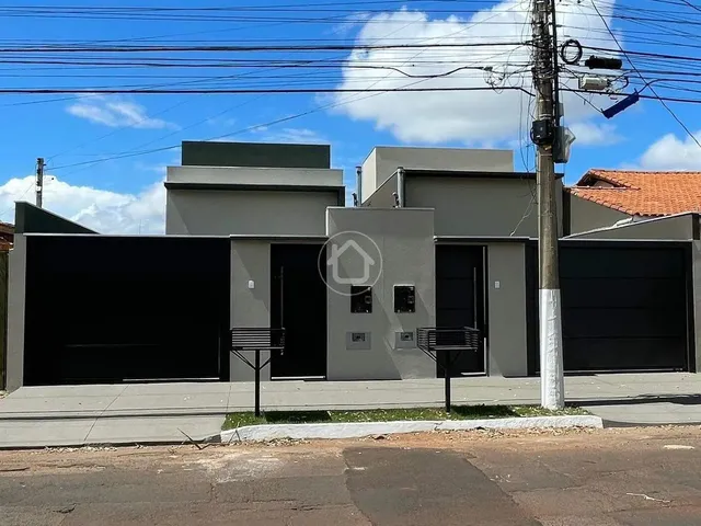 Imagem: Casa com 02 Quartos e 01 Suite