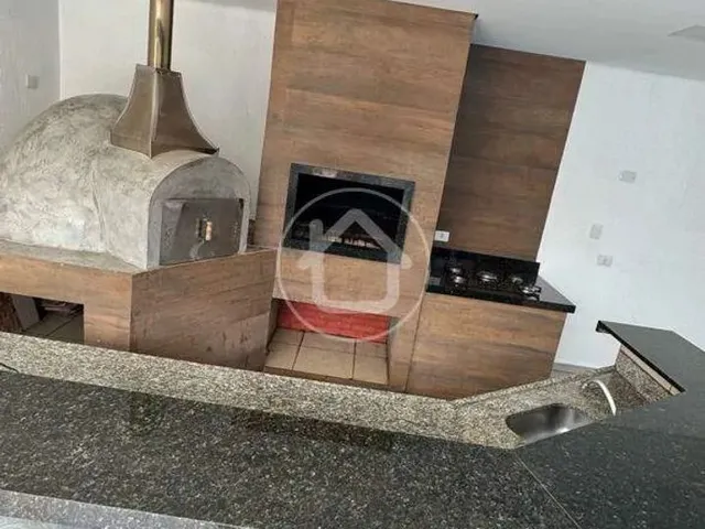 Imagem 13: Casa com Suíte em Condominio