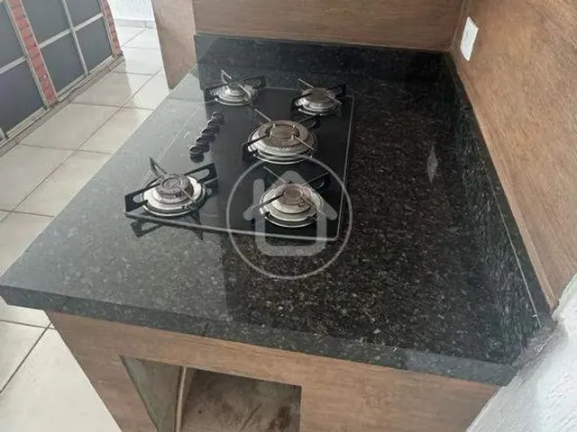 Imagem 14: Casa com Suíte em Condominio