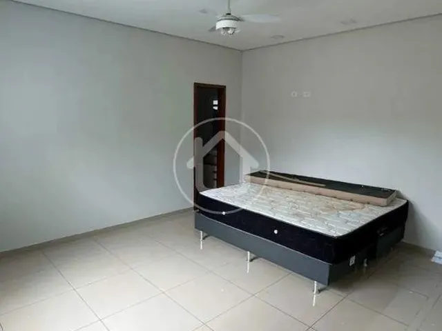 Imagem 3: Casa com Suíte em Condominio