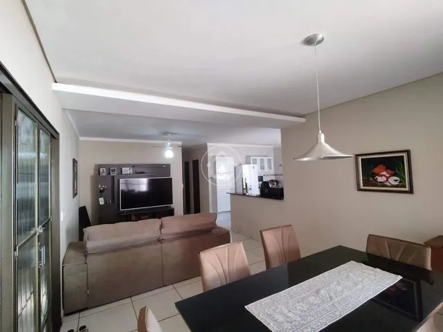 Imagem 10: Casa com 3 Dormitorios e Piscina