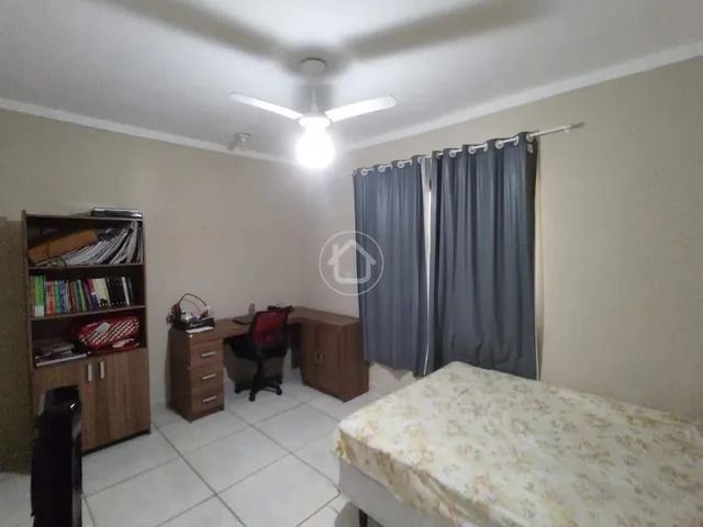 Imagem 9: Casa com 3 Dormitorios e Piscina