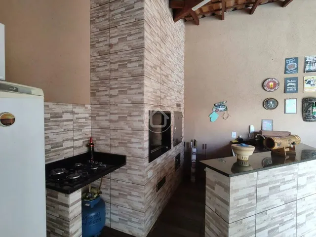 Imagem 3: Casa com 3 Dormitorios e Piscina