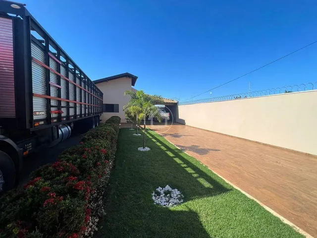 Imagem 12: Casa com 04 Dormitórios - Santo Antônio