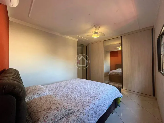 Imagem 6: Casa com 04 Dormitórios - Santo Antônio